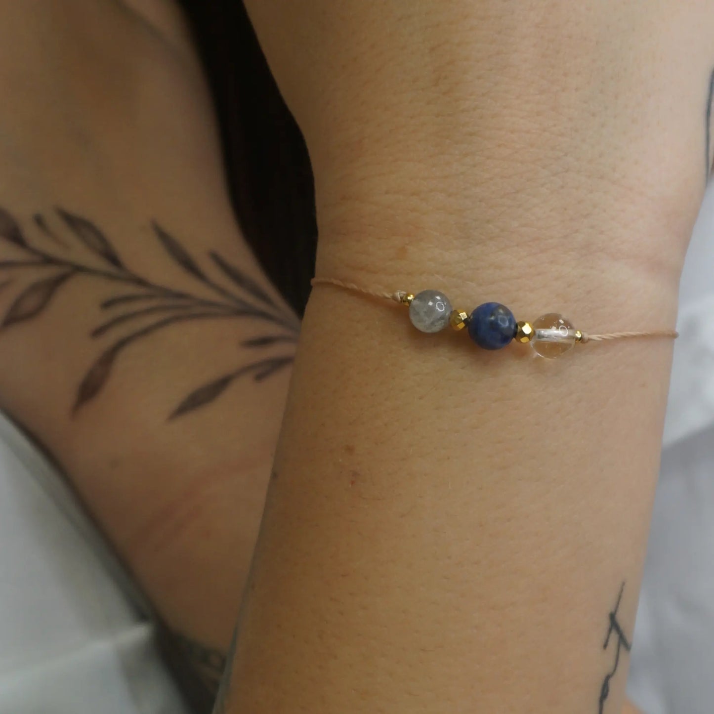 Heilsteinarmband Caelis – Klarheit und Ausrichtung