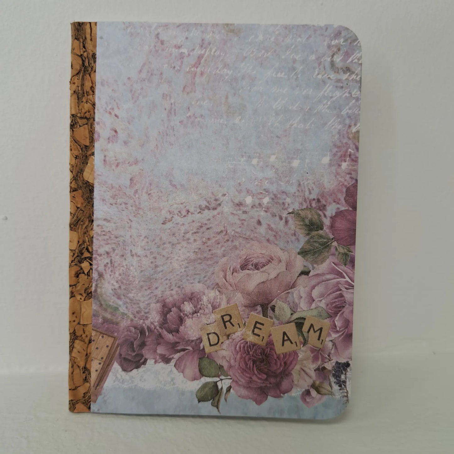 Handgebundenes Journal – Raum für deine Gedanken